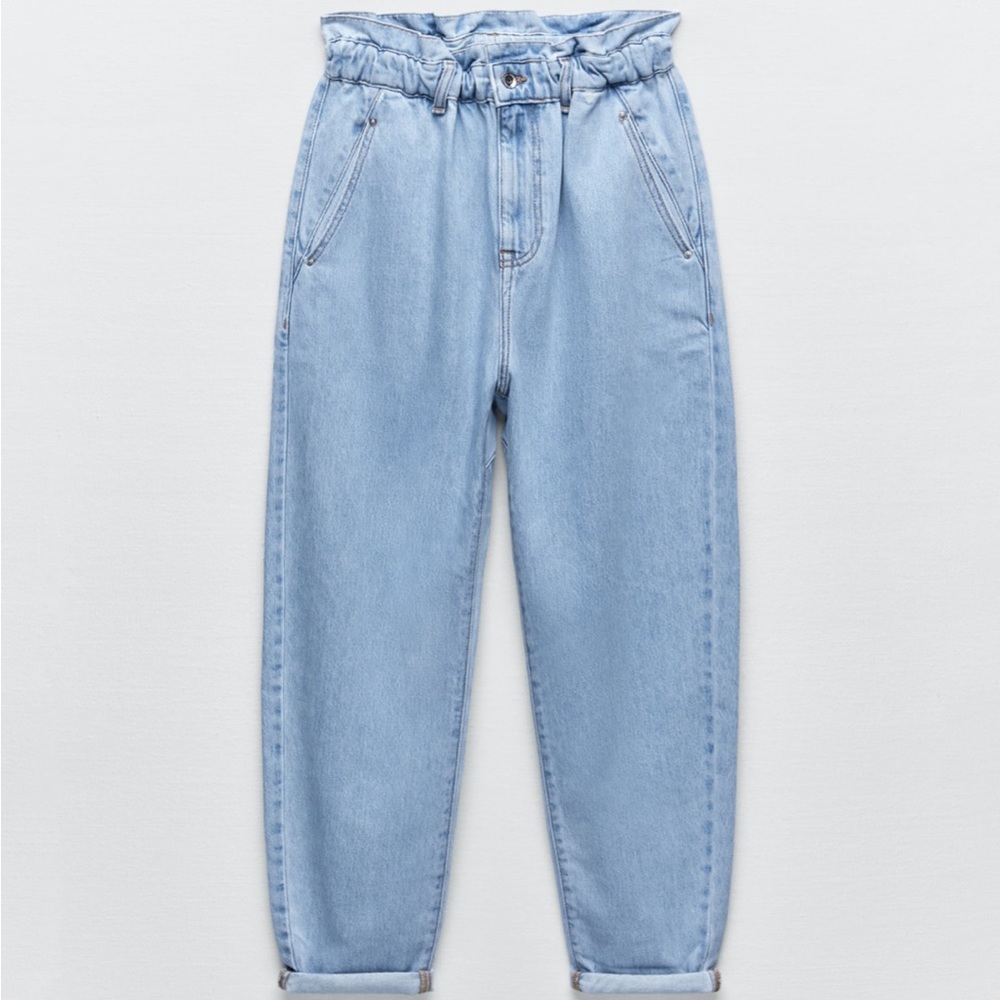 NWOT Zara Paper Bag High Rise Jeans, Size 4 Brand new!